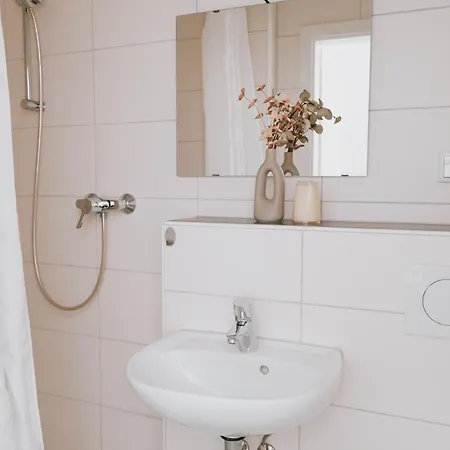 Schneider Hof - Self-check-in By Rg Living 3*